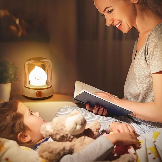 veilleuse pour bebe maman attentionnée avec bebe