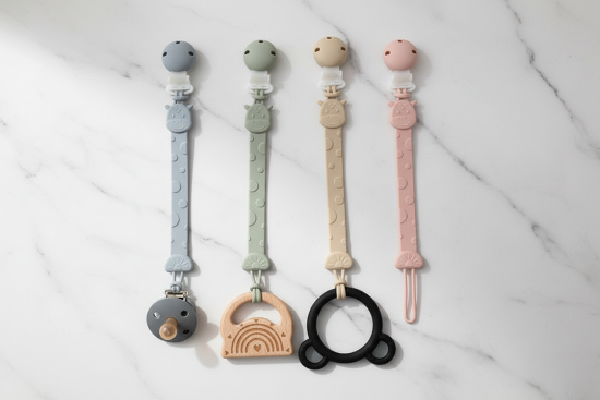 Attache Tetine Silicone 4 couleurs pastel