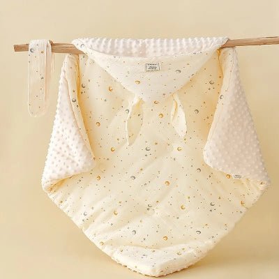 Cocon Bébé Oreilles Lapin - Sensation Maternelle
COCON BEBE ciel étoilé 