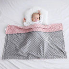 Une couverture douce bebe grise et rose 
