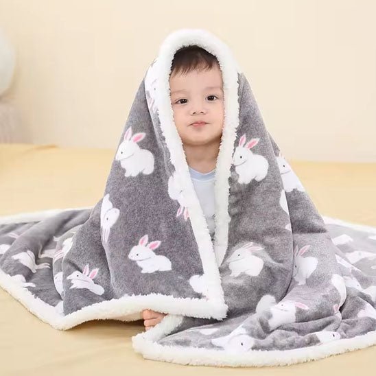 couverture chaude et douce avec bébé 