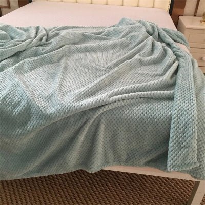 Couverture Bébé Nuage Tendresse - Confort Ultime
couverture chaude et douce bleue gris