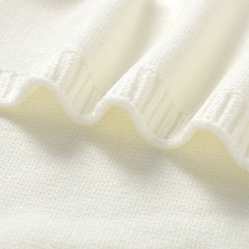 Couverture chaude bébé zoom sur couverture beige