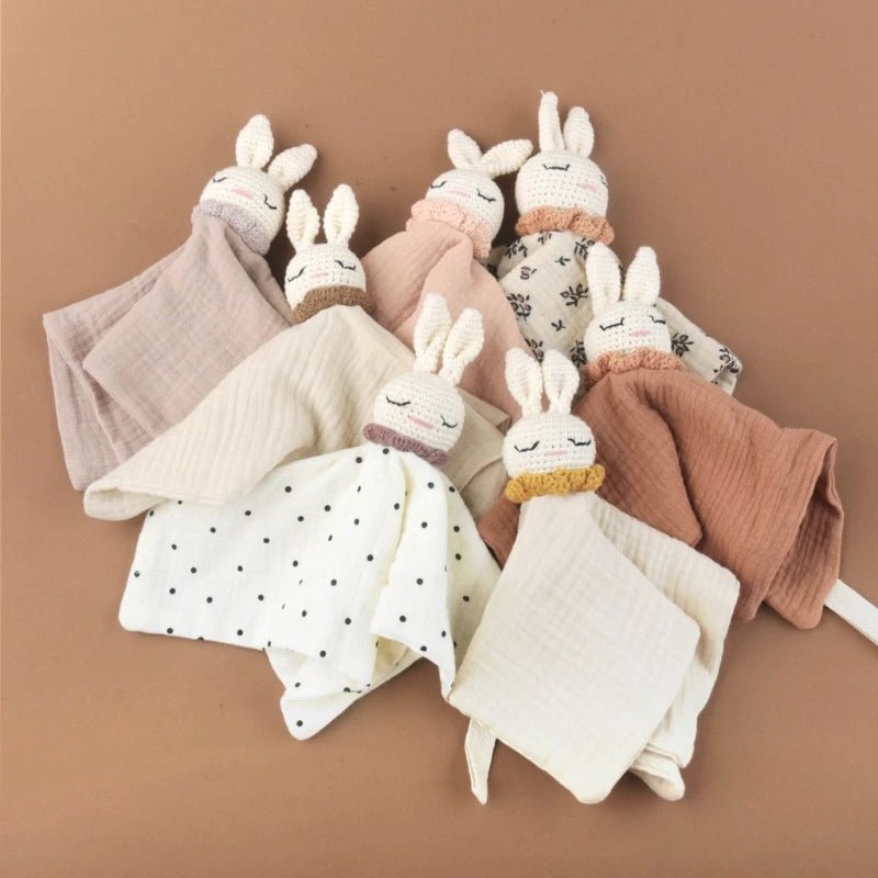 Doudou Bébé Garçon Compagnon Confiance - Peluche Sûre
Doudou-bébé-garçon-brune