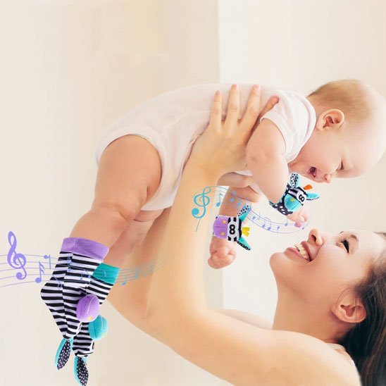 Hochets BEBE musicaux souriants et joyeux