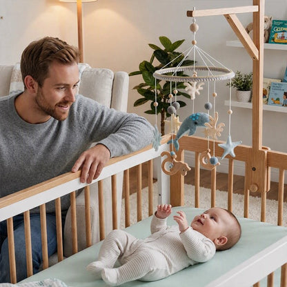 Mobile pour bébé papa souriant et papa aussi