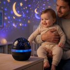 Projecteur Aurore Boréale petit  Bébé dans les bras de papa avec le projecteur au premier plan