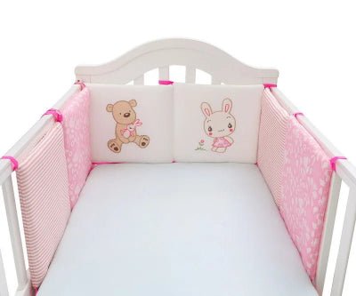 Tour de Lit Bébé Cocon Douillet - Nid Sécurisant
Réducteur de lit ourson et lapin