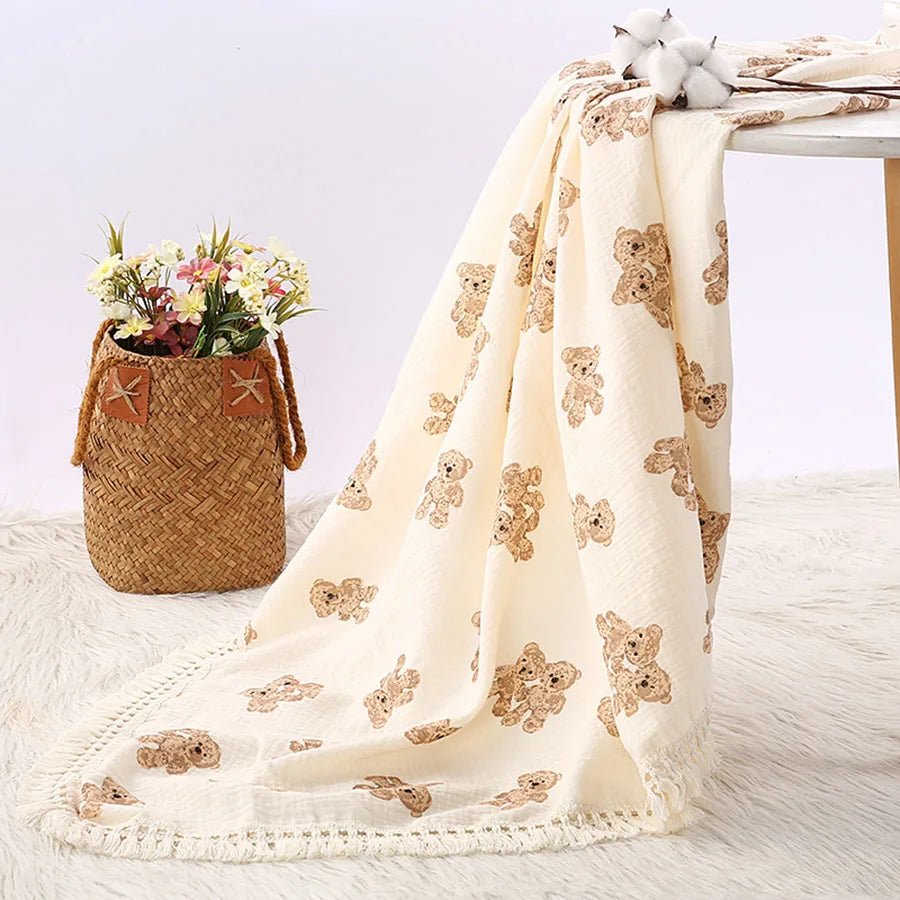 cocon d emmaillotage
et un pot de fleurs