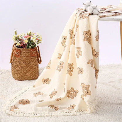 cocon d emmaillotage
et un pot de fleurs