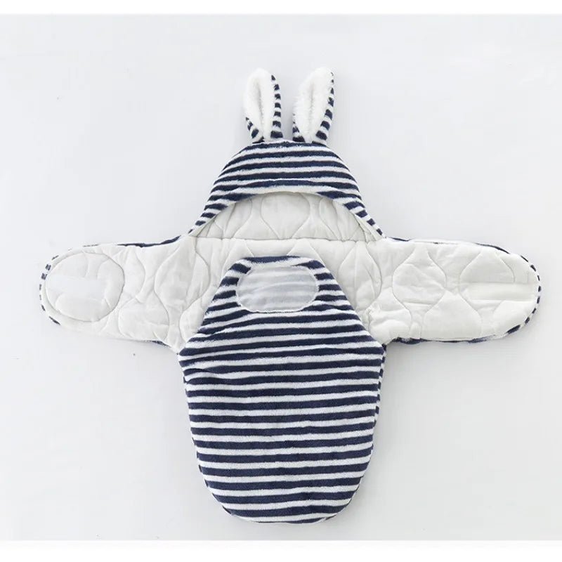 nid d'ange bébé
bleu et blanc
