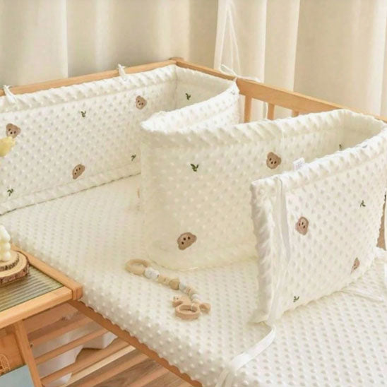 Un réducteur lit bébé ourson
