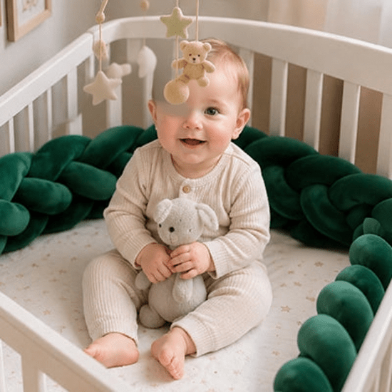 tresse de lit bébé
vert avec toutou peluche Bébé assis mobile vert forêt