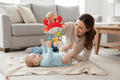 jouet bebe eveil petit Bébé sol salon jouet crabe avec  maman