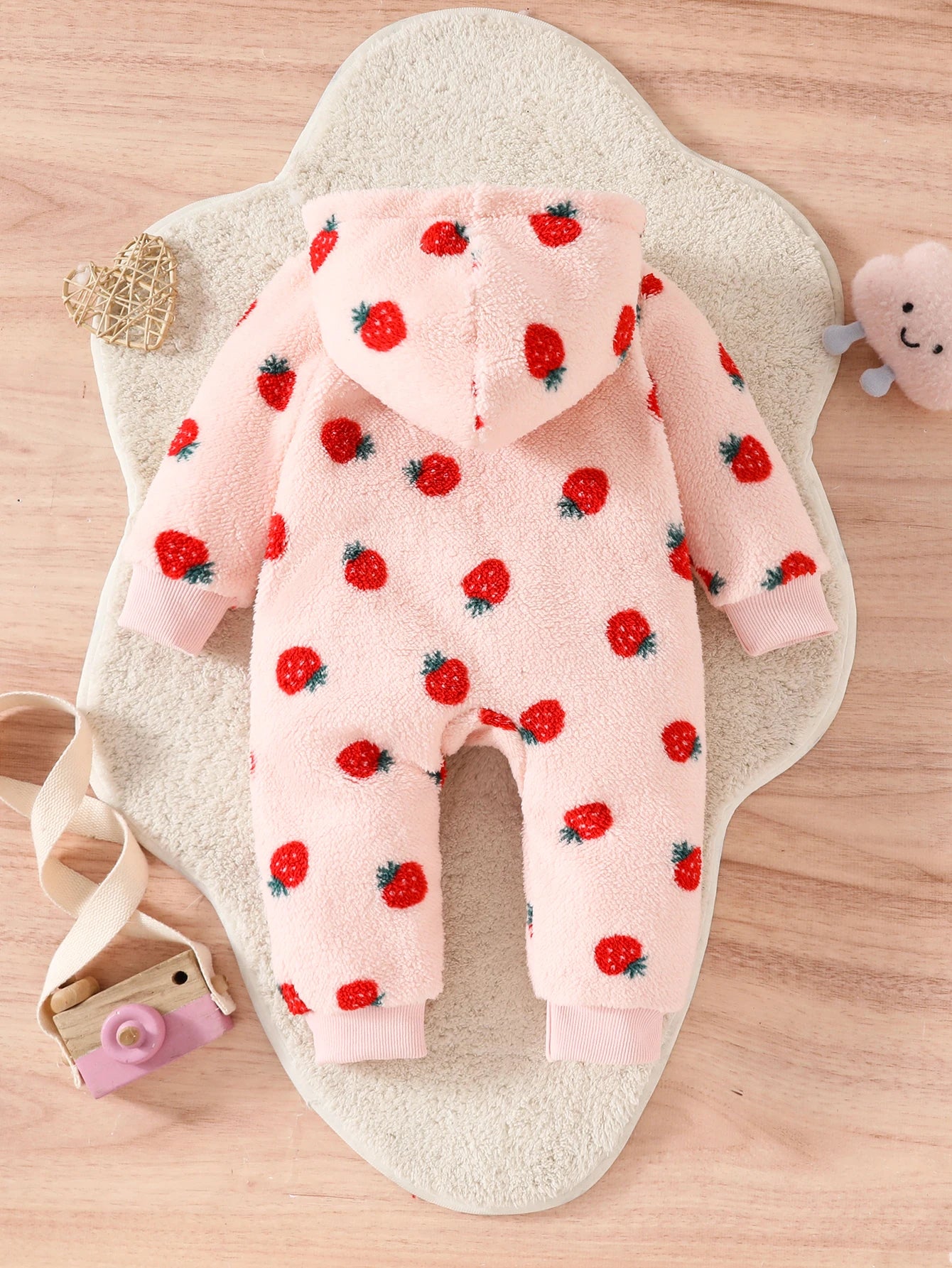 barboteuse bebe fille dos et capuche