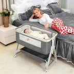 berceau 4 en 1 avec maman sur le cote
