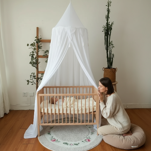 Ciel de lit bebe avec maman, bébé et couchette