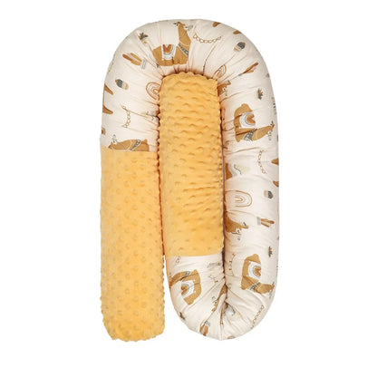contour de lit de bébé coussin jaune chameau