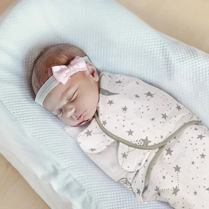 couverture emmaillotage bébé fille