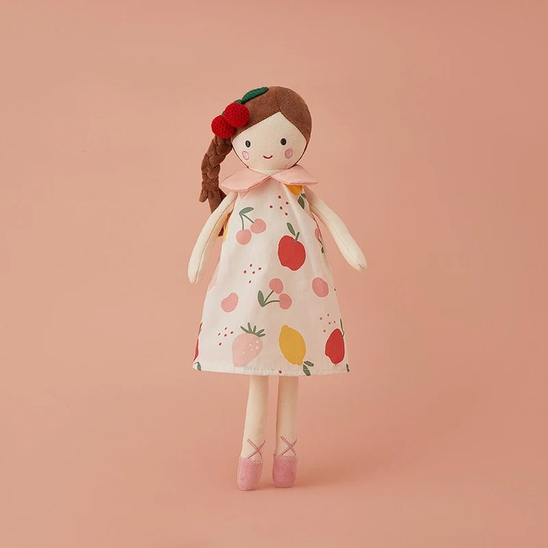 doudou bébé fille poupée princesse avec une robe rose motifs fruits