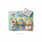 jouet eveil bebe 0-3 mois et petit Bébé avec jouets d'éveil Flat lay jouets bébé