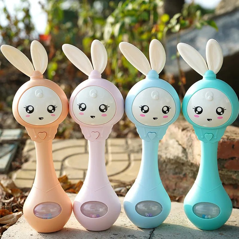 hochet bebe lapin aux couleurs assorties apaisante 
