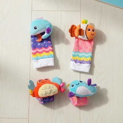 Hochet Bébé 4 Pièces Bracelets et Chaussettes Sensoriels hochets bebe modelés