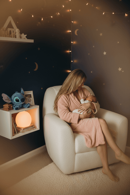 peluche loutre qui respire
rose lumiereet sa Maman blonde robe rose allaitement Stitch bleu étagère