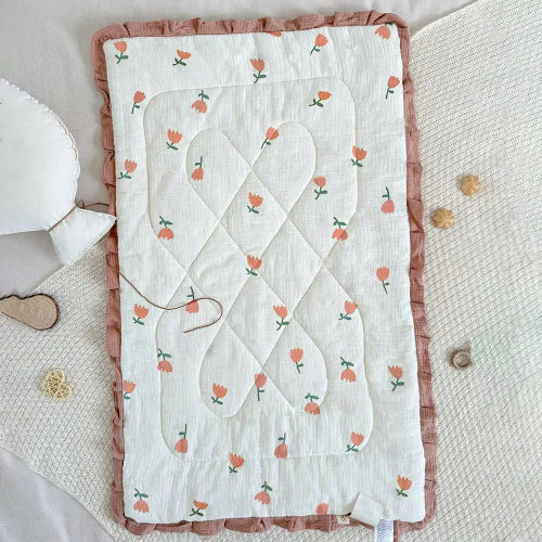 matelas lit bébé
petite fleurs rosee 