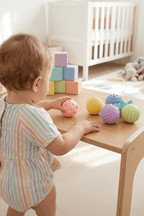 balles sensorielles bébé tout-petit table bois balles sensorielles pastel