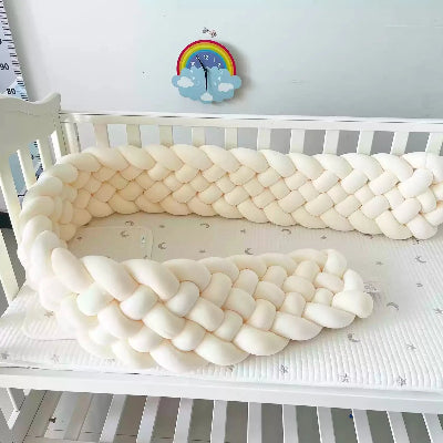 protection lit bébé blanche beige
