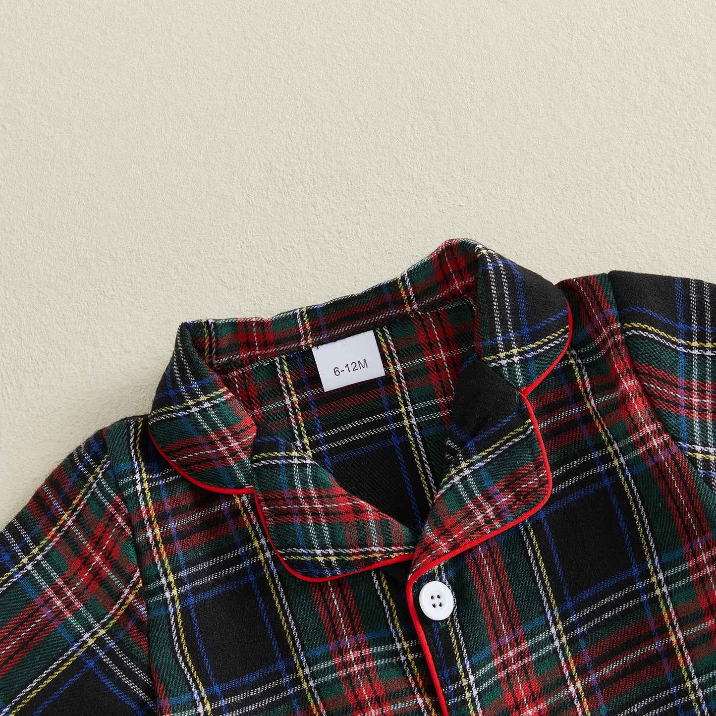 pyjama noel pour bebechemise et manche carreaux chemise noire vertes et rouge