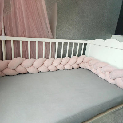 tresse.de lit rose confortable