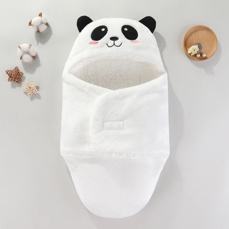 une couverture d'emmaillotage bebe panda 